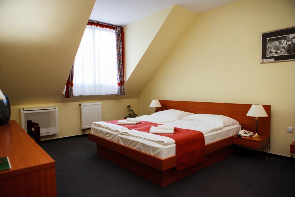 Lipa Hotel és Étterem Szentgotthárd Habitación foto